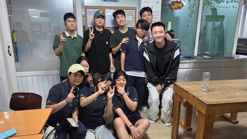 함께했던 따뜻한 시간, 감사와 응원을 담아